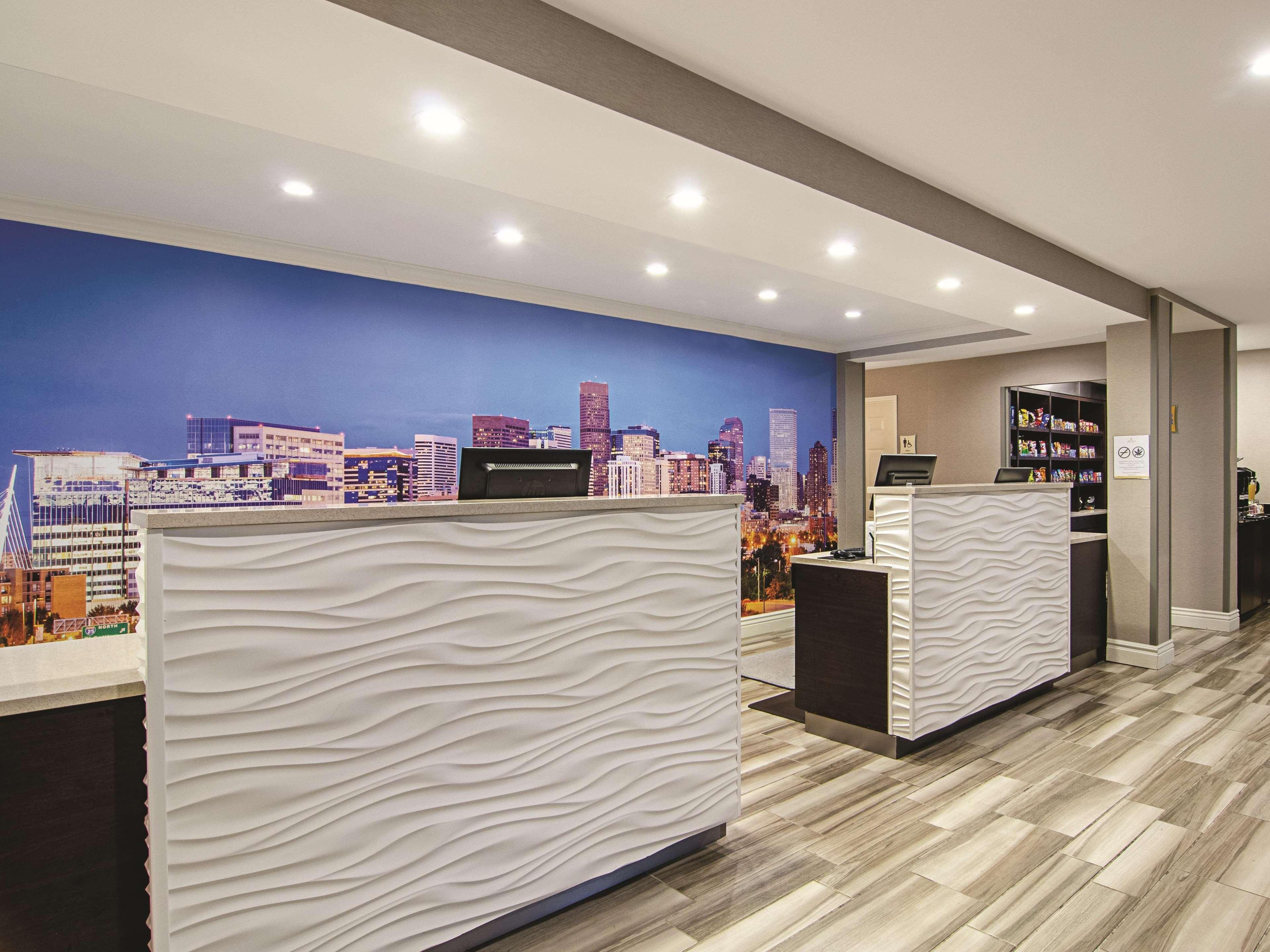 La Quinta By Wyndham Denver Airport Dia Eksteriør billede